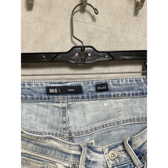 BKE Jeans Men 32x32 Blue Aiden Buckle Denim Pants Whiskered Straight Stone Wash - Picture 7 of 9